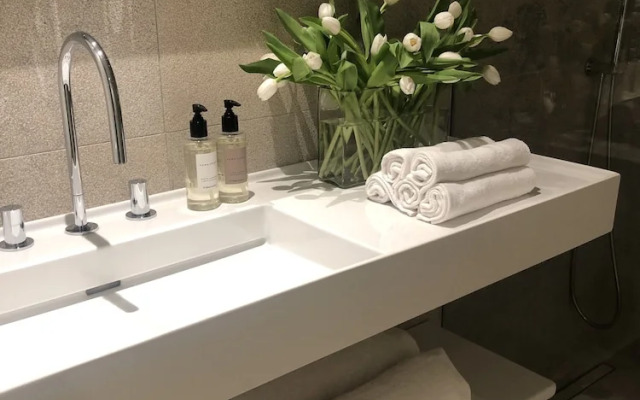 Vila Damunt Suites