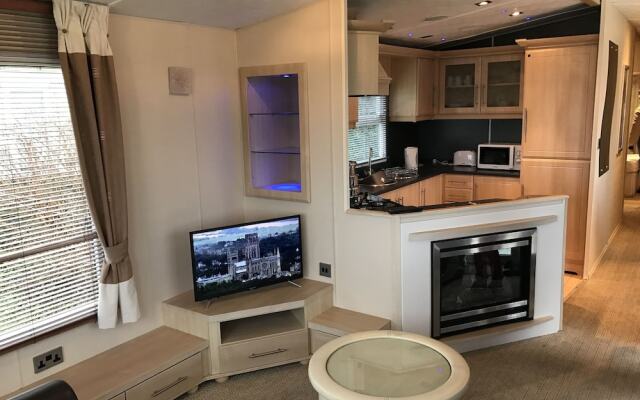 Craig Tara Deluxe Caravan Holidays