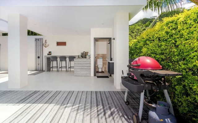 Mama Taras Luxury Villa