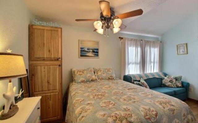 NC 12 56821-20 Condo by RedAwning