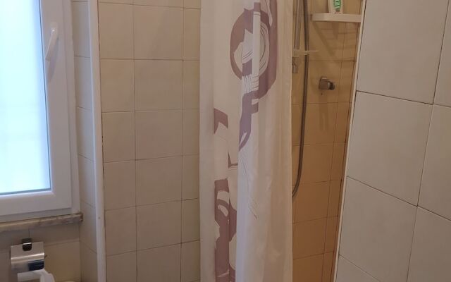 Al 171 Suite Studio 1p-3p