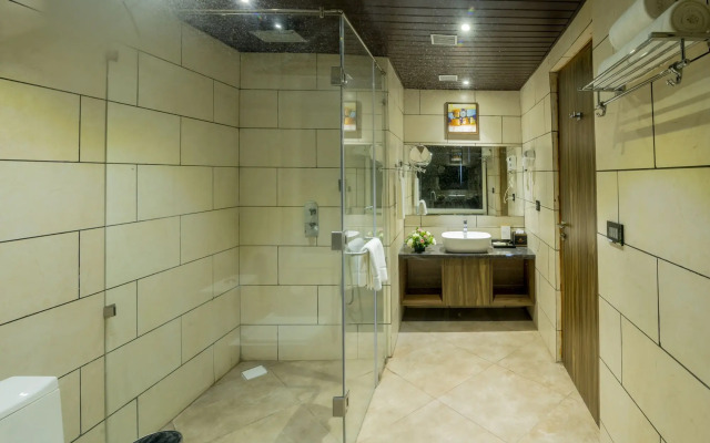 Saya Grand Club & Spa Resort