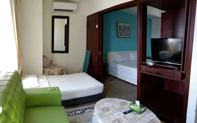 TS Apartment at Times square