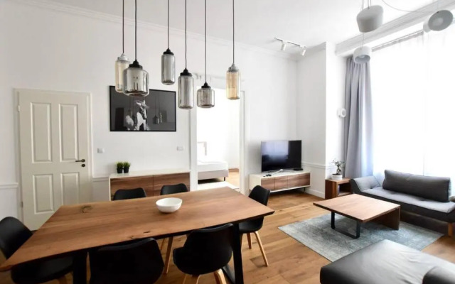 Luxury Apartment by Hi5 - Budapest Broadway