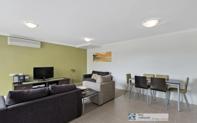 Unit 2-146 Thompson Ave Cowes