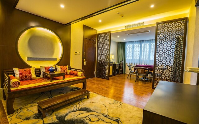 Graceland Garden Court Hotel