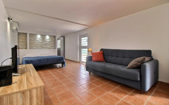 Appartement THOMANA , jacuzzi privé, plage à 200 m