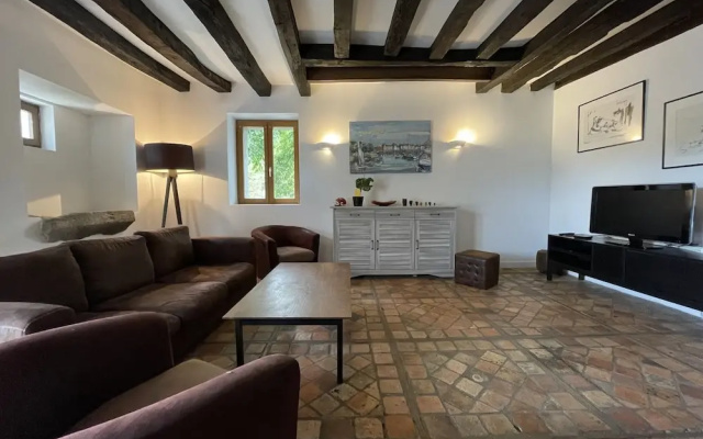 Relaxing Nature Stay in Thoree-les-pins