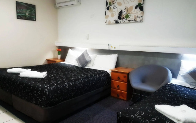 Charm City Motel