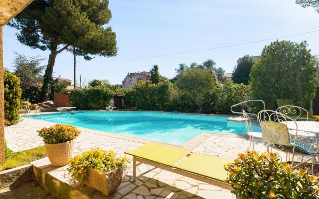 Comfortable studio with air-conditioning in Six-Fours-les-Plages - Welkeys
