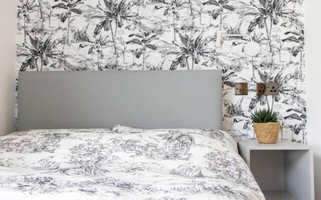 Burren London Hotel