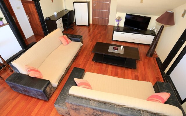 Amazing Sea View And Very Close To Sandy Beach