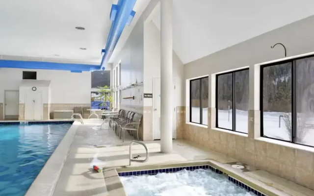 1765 Montezuma 1 Bedroom Condo