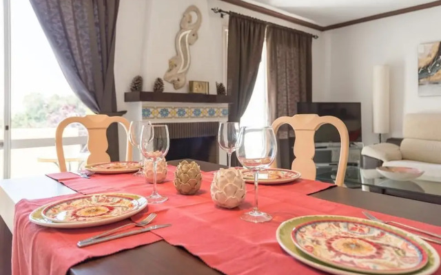 MalagaSuite Beautiful Village Calahonda