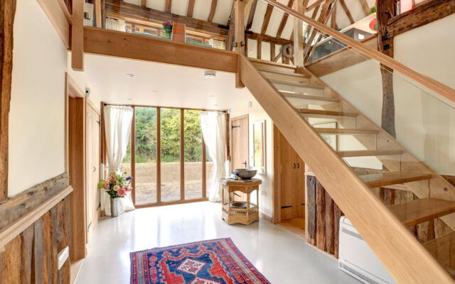 Saddlehurst Barn