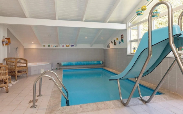 8 Person Holiday Home in Hals