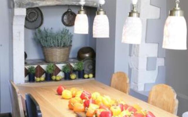 Mosaic Venetian Harbour Suites