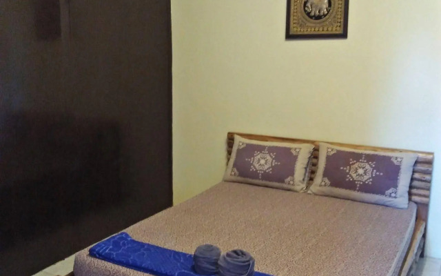 Lanta House - Adults Only