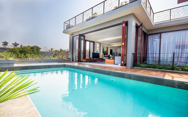 Elmina Villa Bali