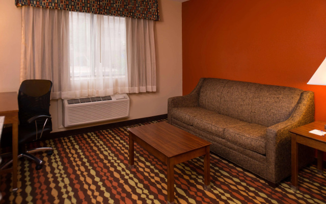 Best Western Ambassador Inn & Suites