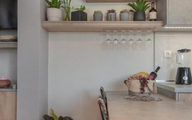 Inconceptual apartment