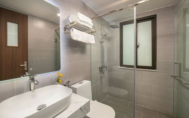 Hanoi Vacanza Premier Hotel