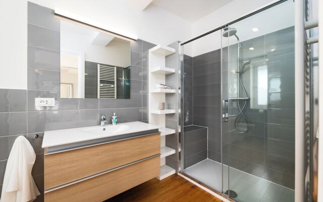 4-room apartment near Charles Square