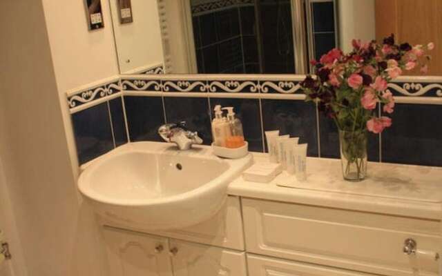 Self-Contained Luxury En Suite Room