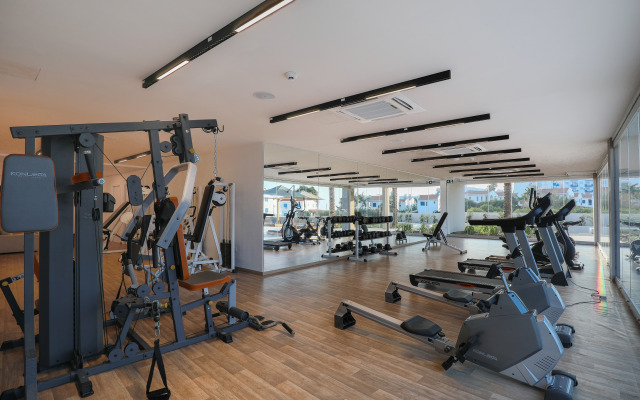 Cavo Zoe Seaside Hotel
