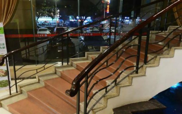 Huayuan Hotel