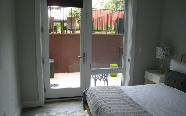 Deedee's Lofts at Grove II