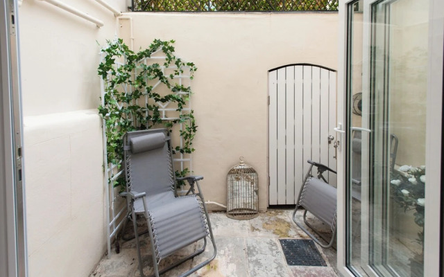 21 Montpellier Terrace