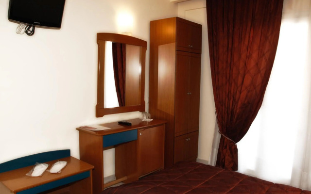 Alexiou Hotel