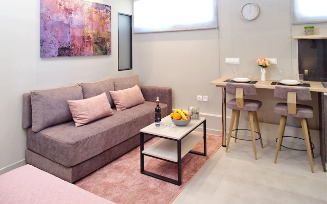 Mirma Halepa Superior Studio