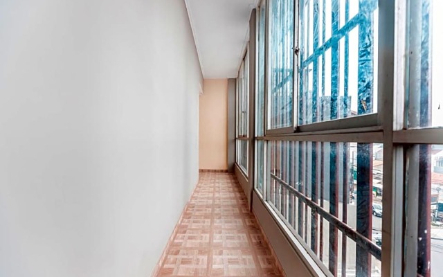OYO Life 2709 Kost Cirendeu