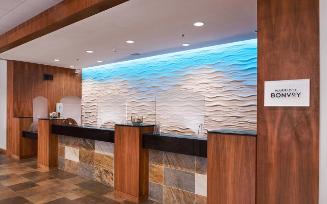 Courtyard by Marriott King Kamehameha's Kona Beach Hotel