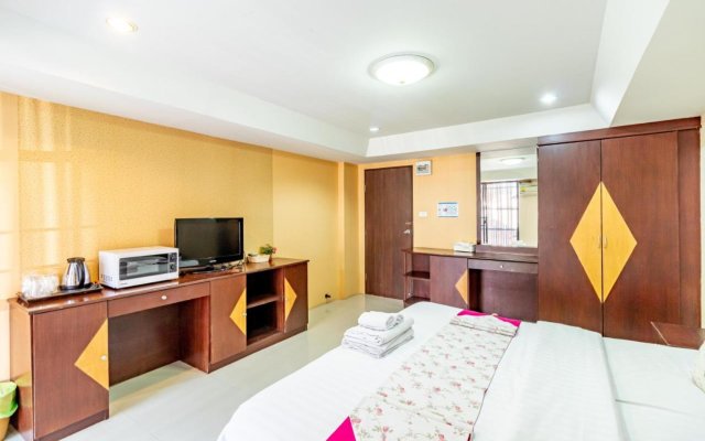 Grannylla Residence Charoenkrung