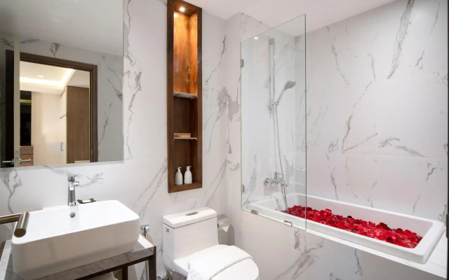 Orion Hotel & Residence