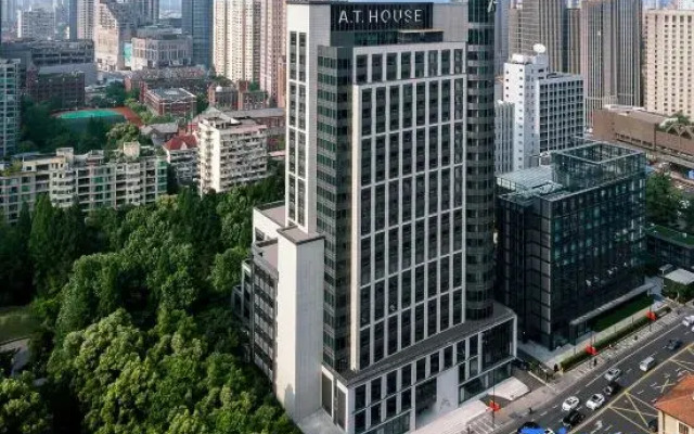Shanghai Xujiahui A.T.HOUSE Jia Di Hotel