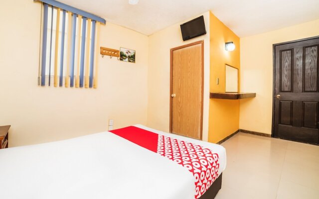 OYO Hotel Bugambilia, San Luis Potosí