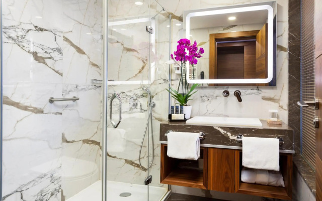 Artur Hotel