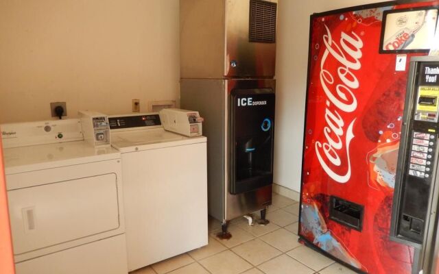 Island Suites Bay City