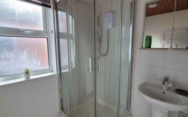 Spacious 2-bed Apartment in Leicester