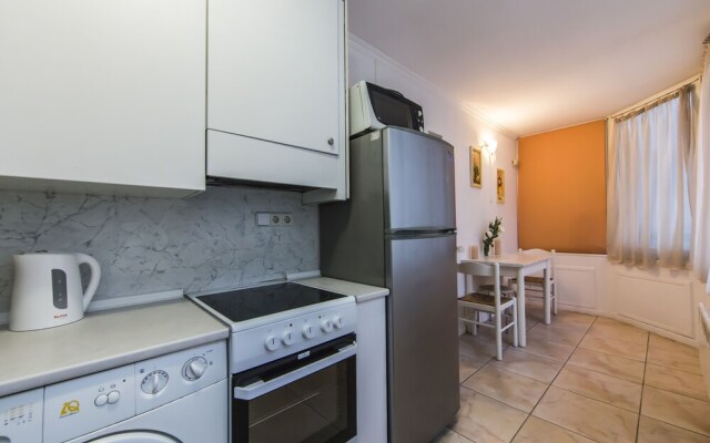 Stylish Apartment Close ot the Opera