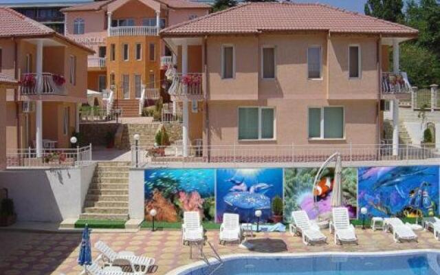 Aquarelle Hotel & Villas