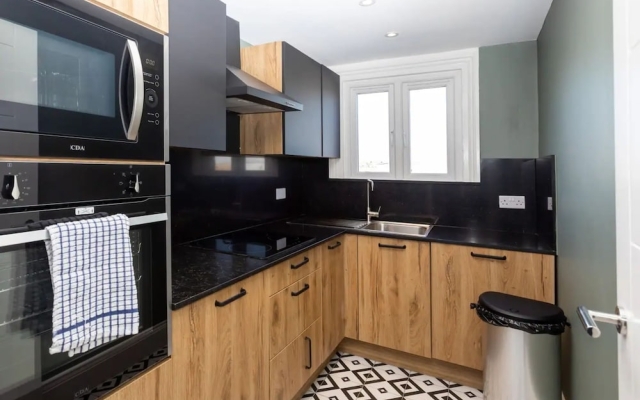 Spacious & Pristine 2BD Flat - Balham