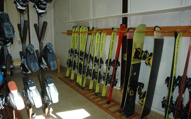 Tango in Glade Comfort Hotel