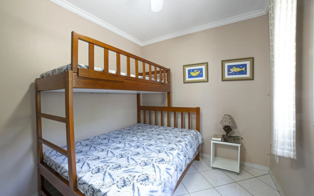 Apto 22E ar condicionado e ventilador, 2 quartos, churrasqueira, elevador e piscina