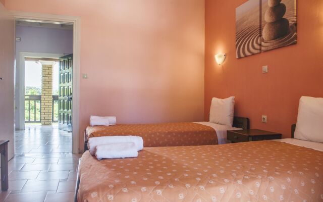 Potamos Apartments