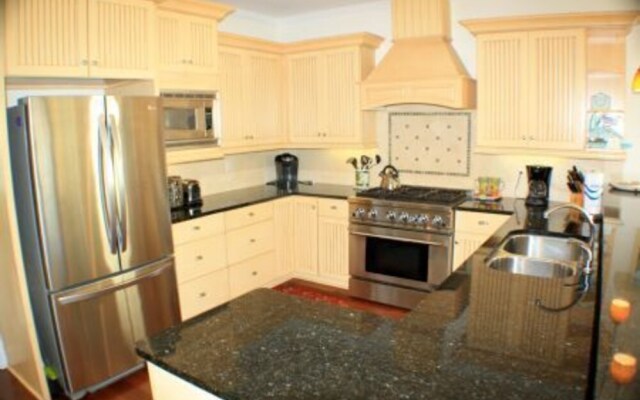 Sunsetter #5538 - 4 Br Home